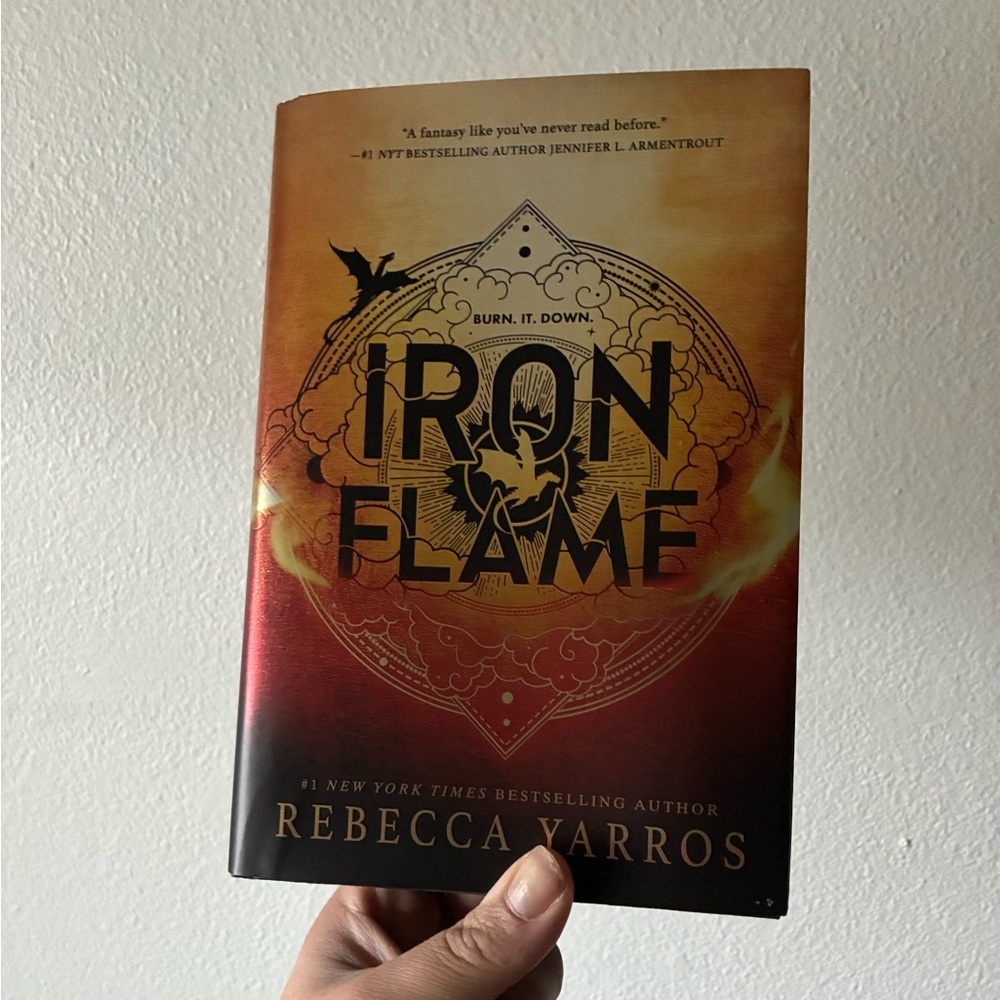 Iron Flame Book by Rebecca Yarros